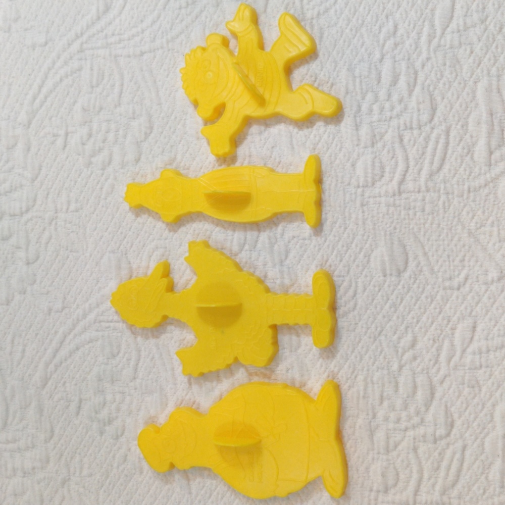 Vintage Muppets Inc Cookie Monster, Bert, Ernie & Big Bird Cookie Cutters